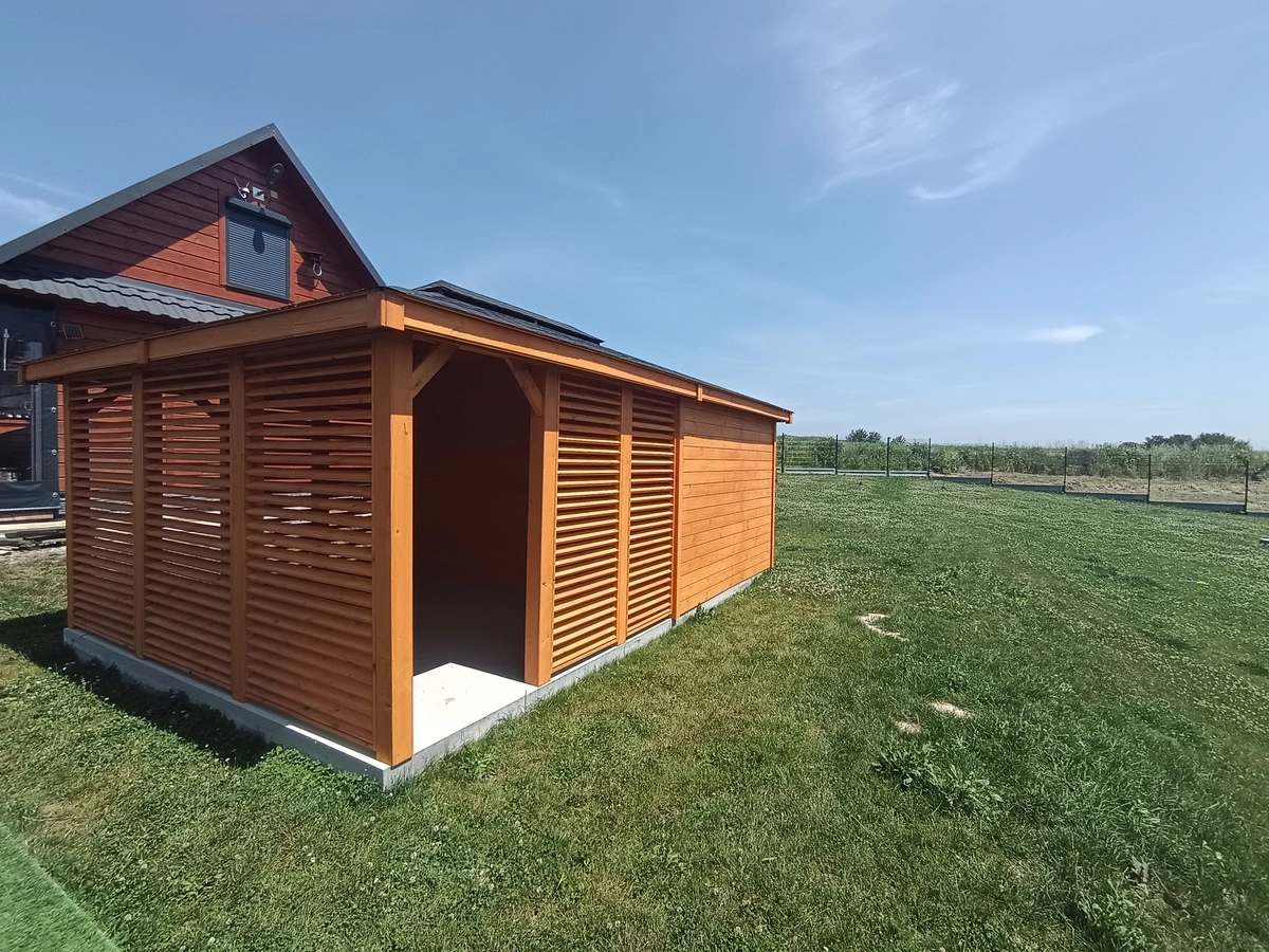 Domek narzędziowy 1